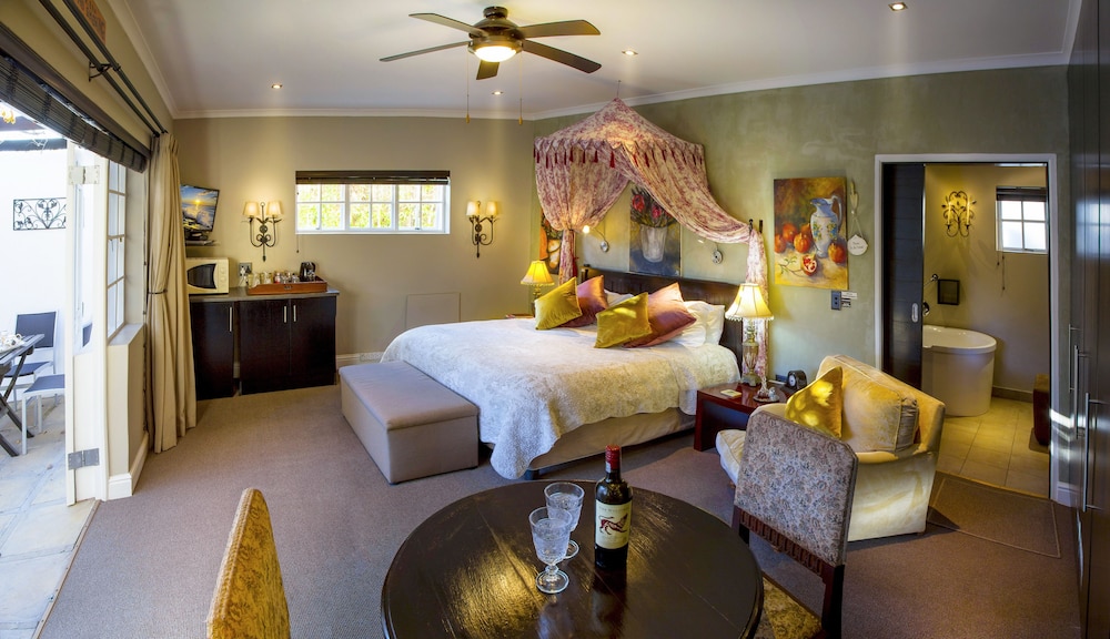 Forest Hall Guest House 20/50