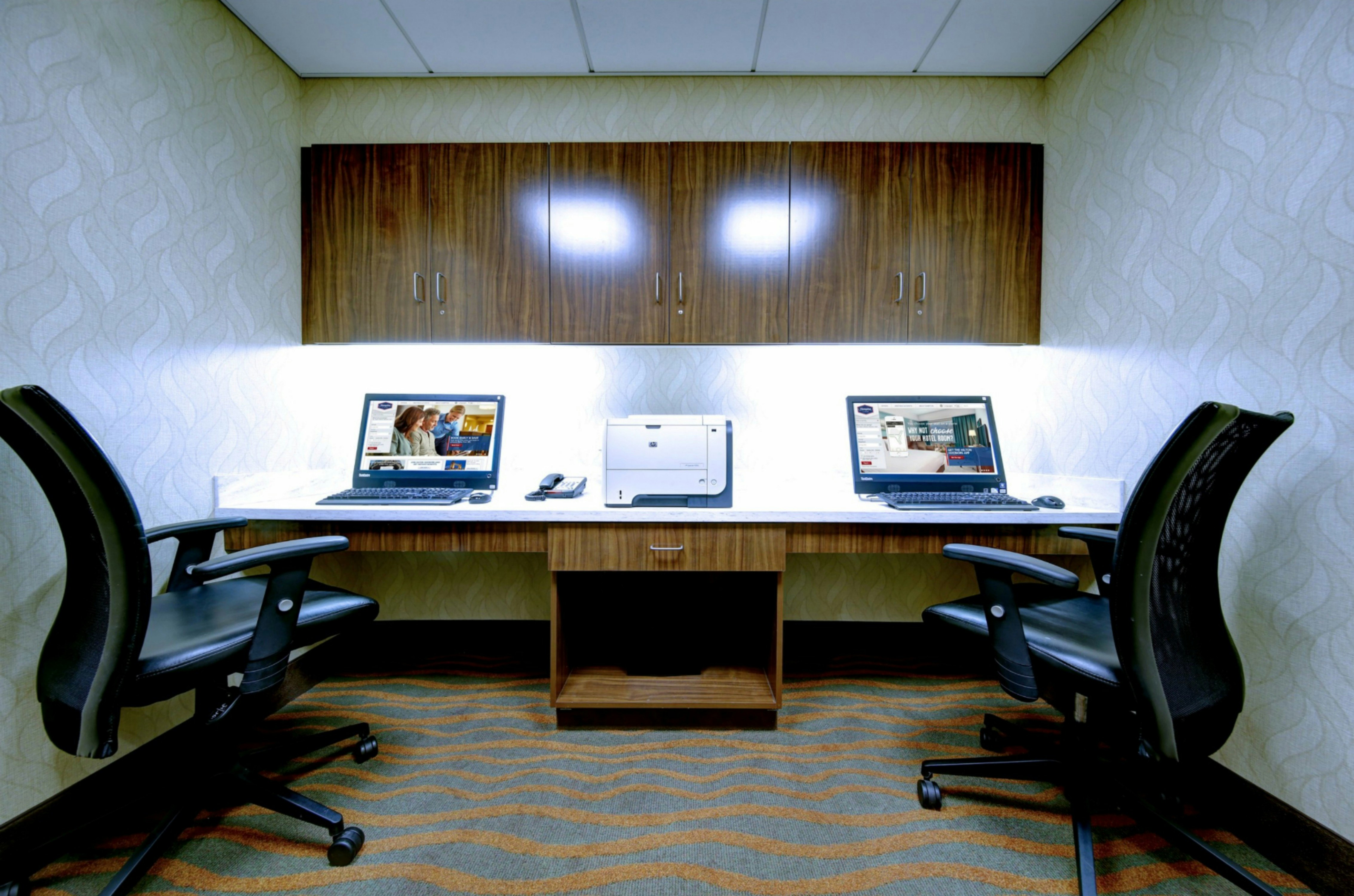 Hampton Inn and Suites Harrisburg/North 48/55