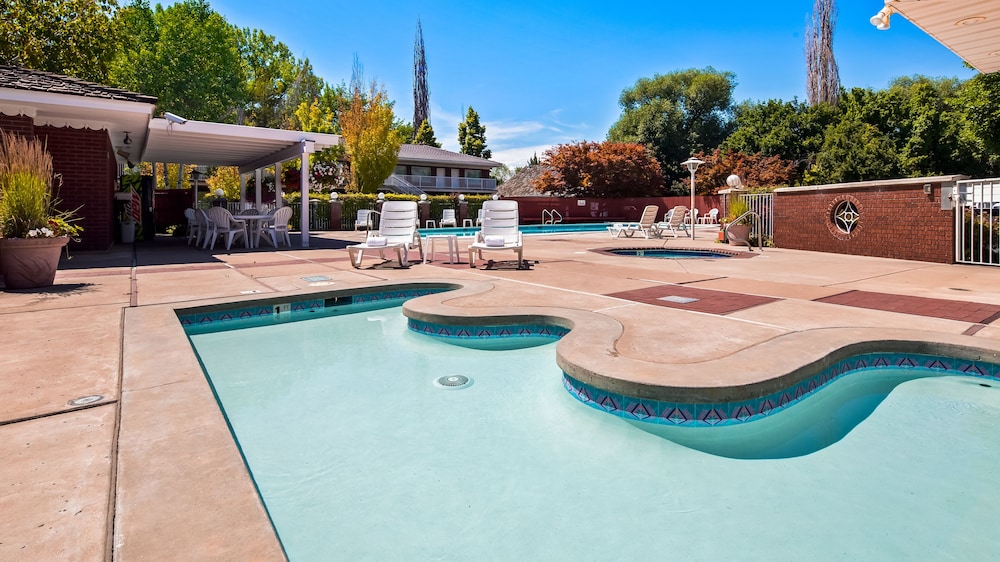 Baugh Motel, SureStay Collection By Best Western 2/32