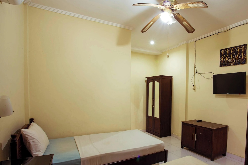 Segara Sadhu Inn 38/62
