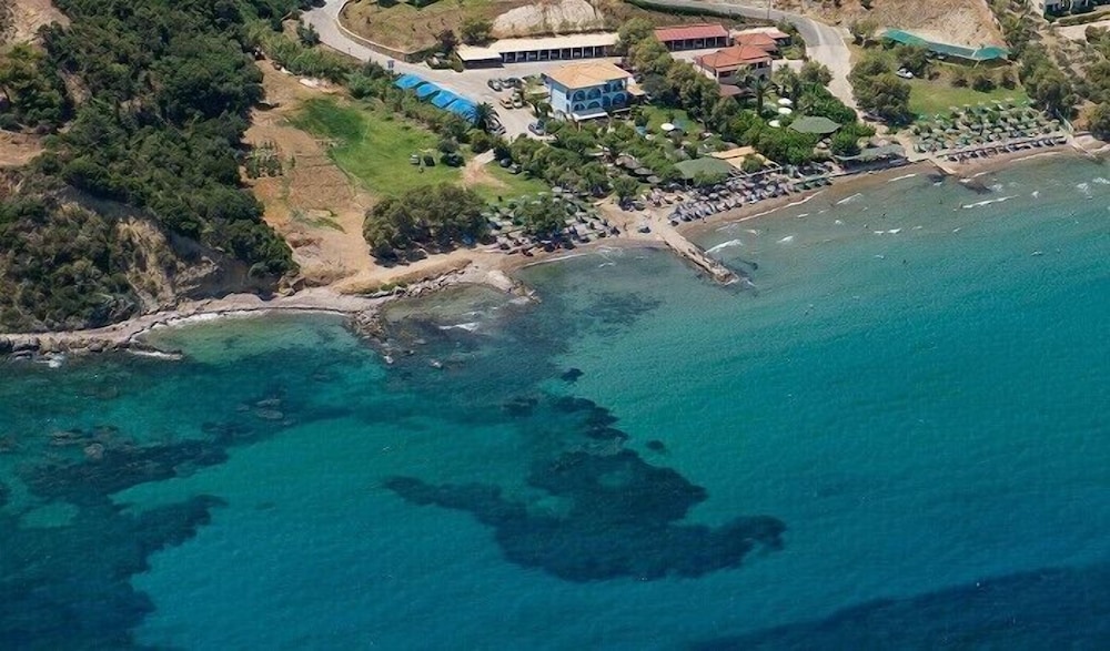 Fiore Beach Studios 25/41