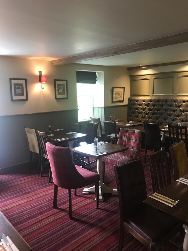 Riccarton Inn 24/35