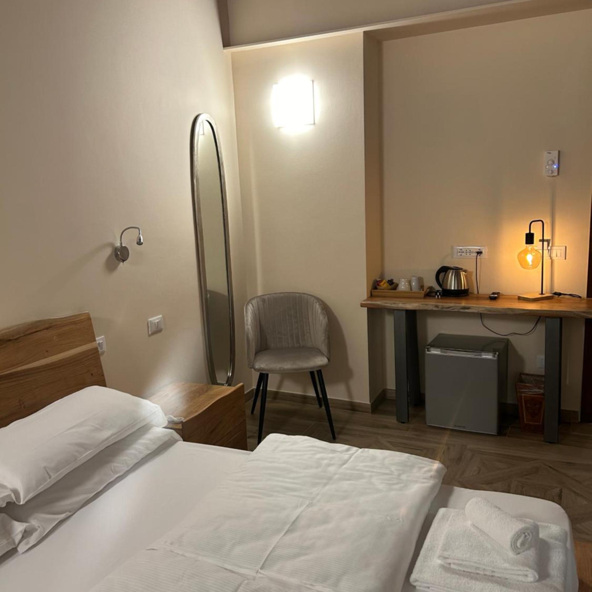 Deluxe, Double or Twin Bed, Le Due Fontane 3/8