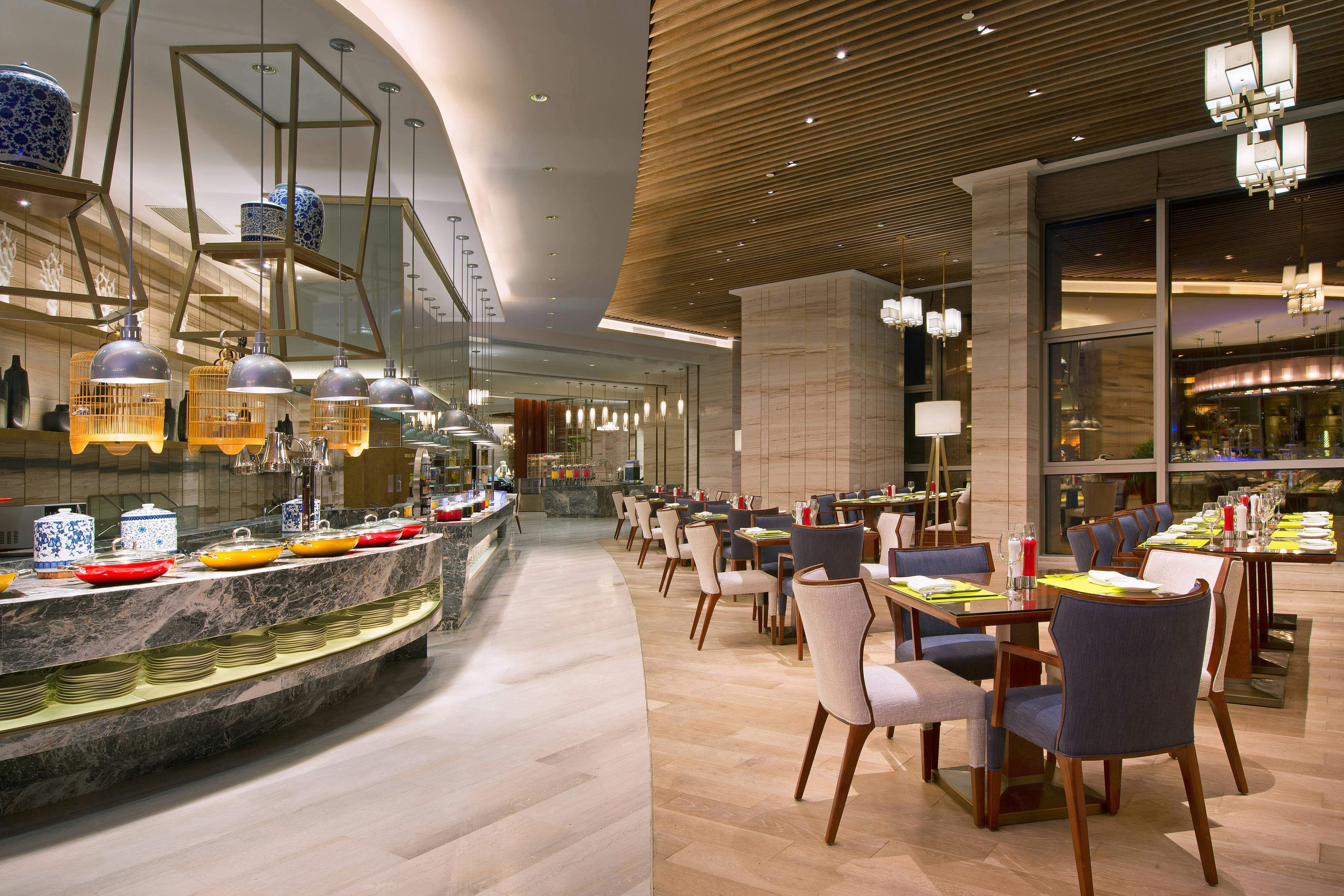 Sheraton Zhanjiang Hotel 33/48