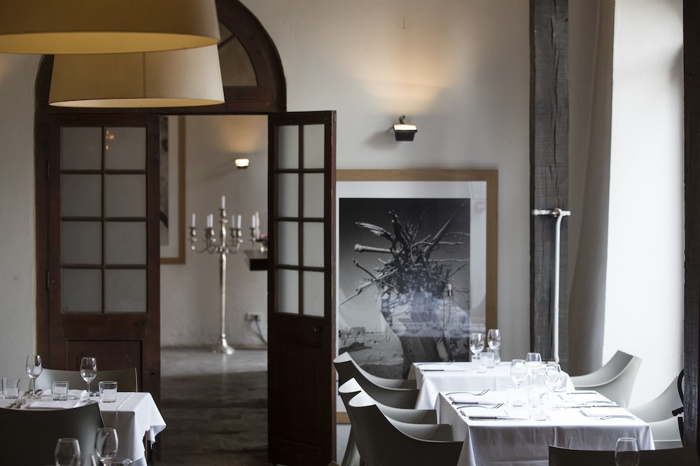 Chateau Les Merles 24/49