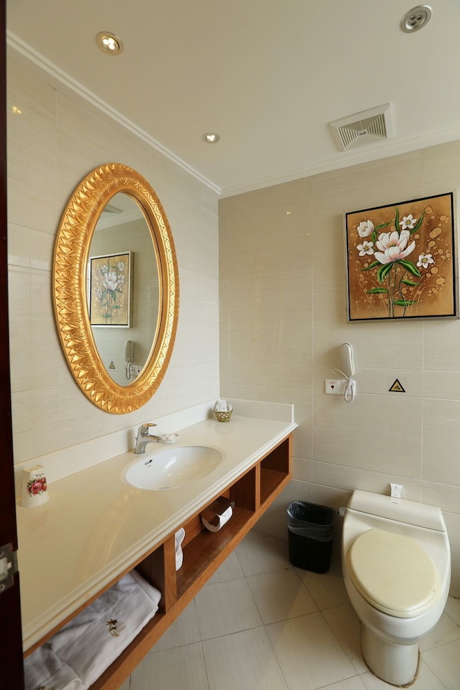 PALM BEACH RESORT AND SPA 48/48