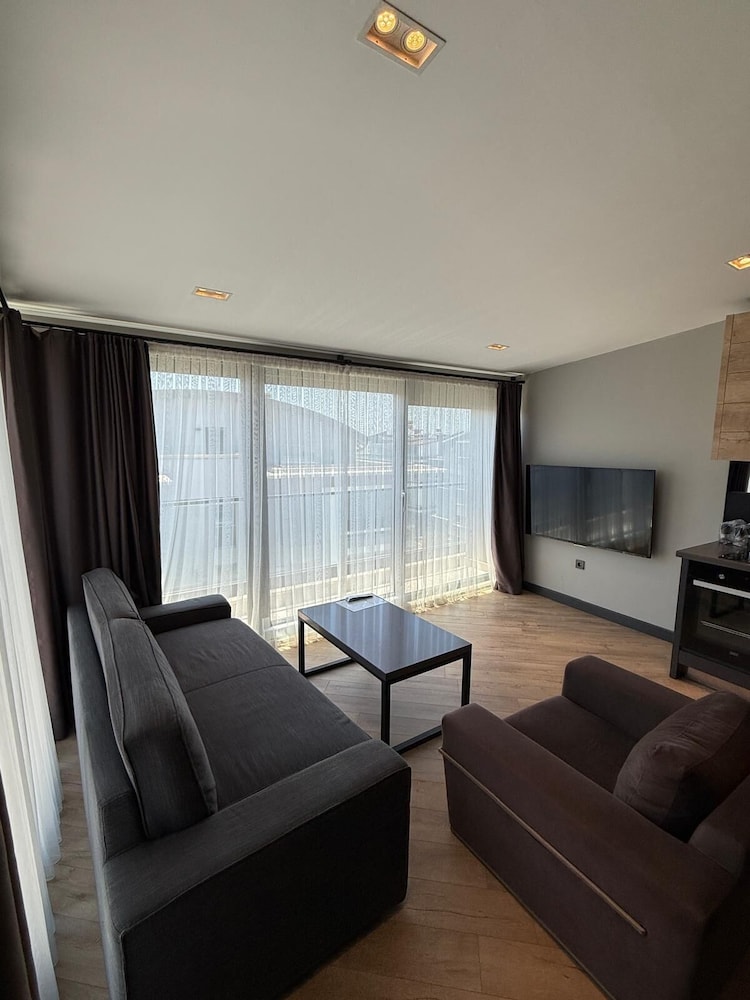 Z-Suites 31/50