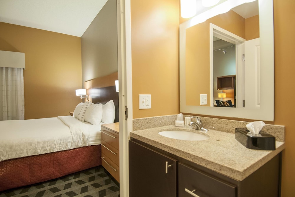 Towneplace Suites Baton Rouge Gonzales 12/41