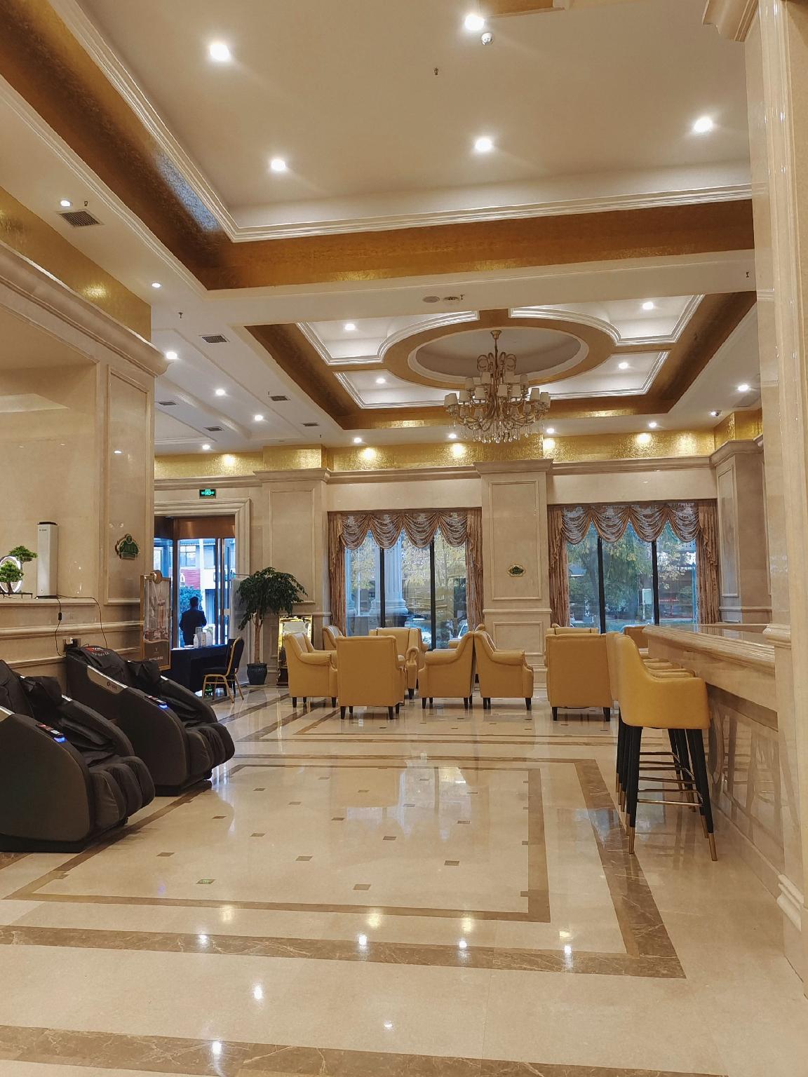 Vienna International Hotel Luotianxian 40/49