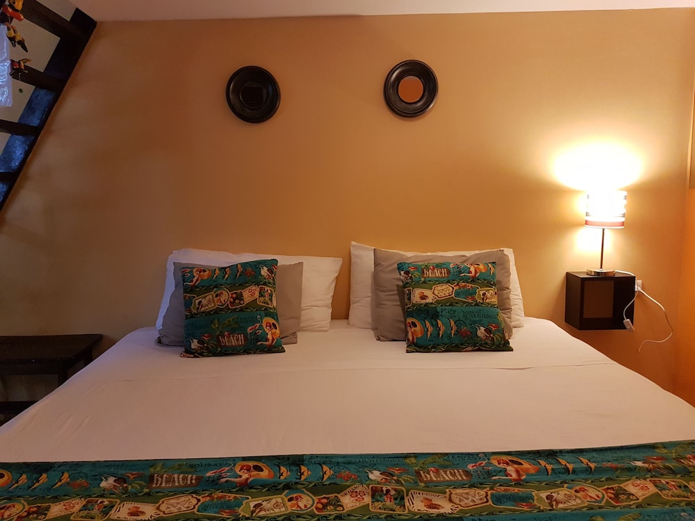 Hotel La Palapa 56/76