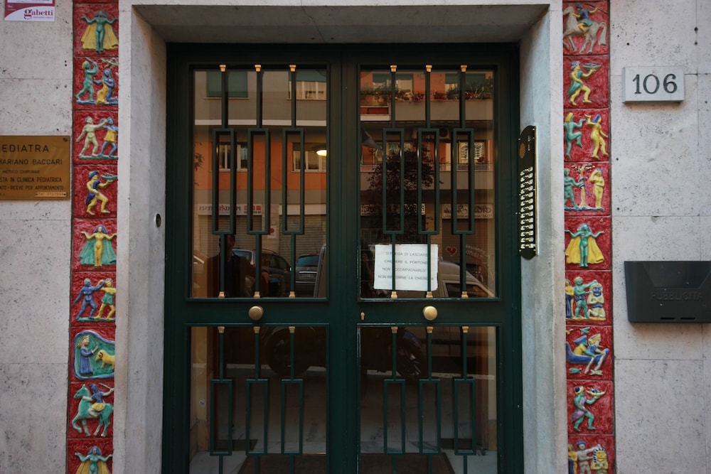 Le Piazze Di Roma Bed And Breakfast 2/47