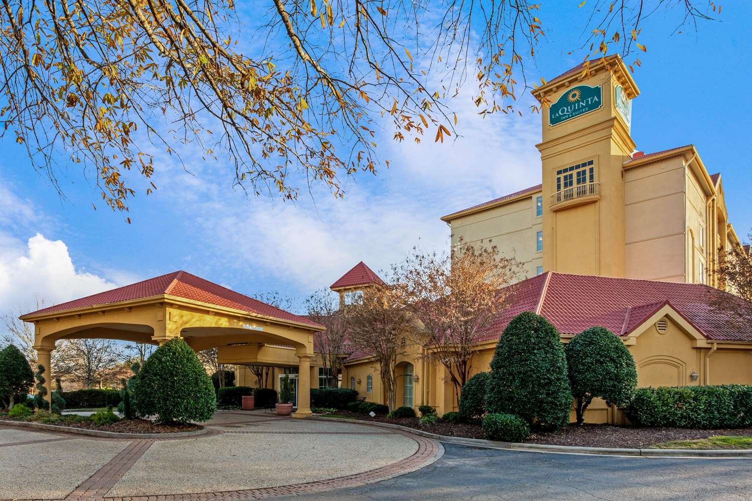 La Quinta Inn Suites Winston Salem 61/64
