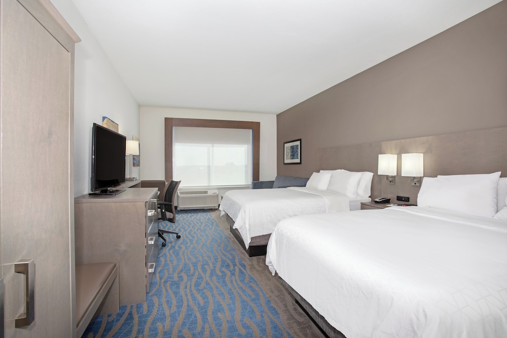 Suite, 2 Queen Beds, Accessible