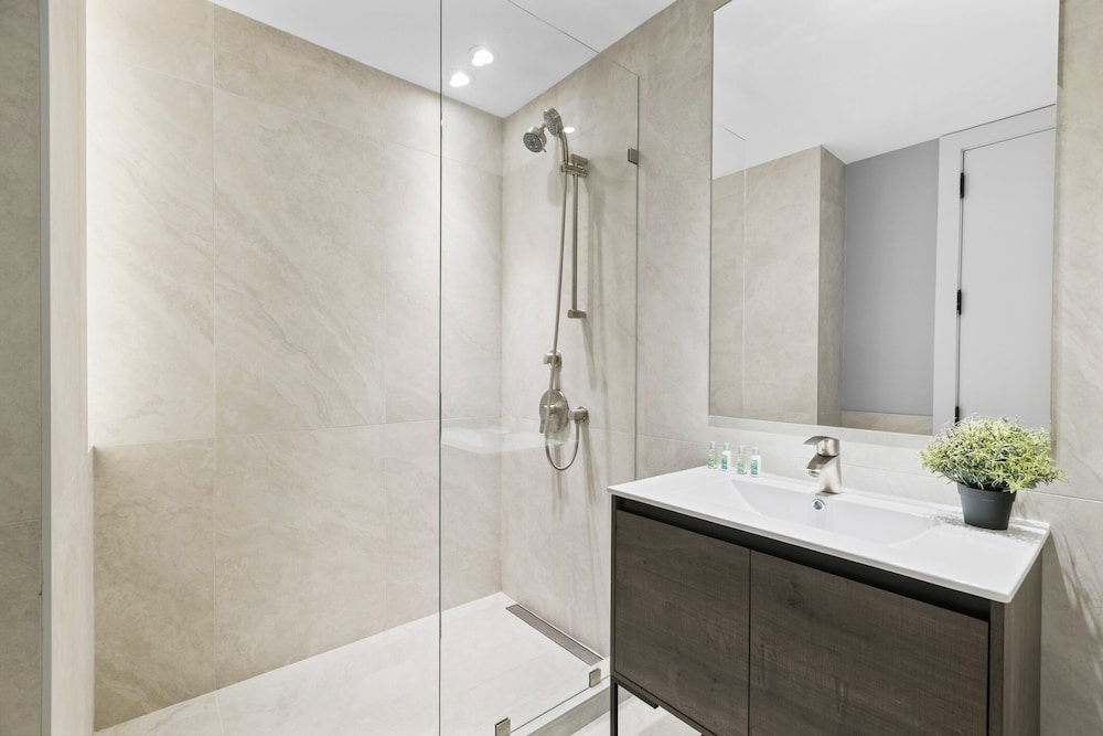 Global Luxury Suites at The Arches 43/50