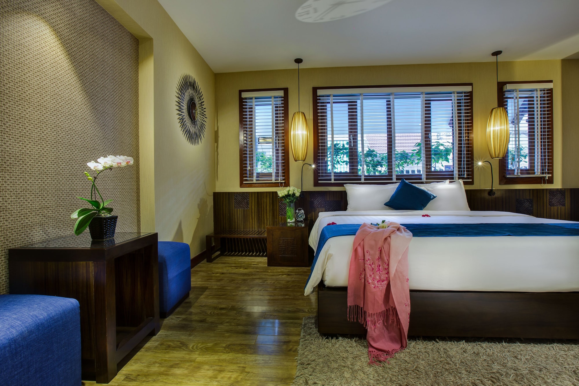 Royal, Big, Suite, Balcony, Oriental Suites Hotel And Spa 5/10