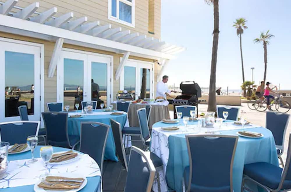 Beach House Hotel At Hermosa Beach 30/51