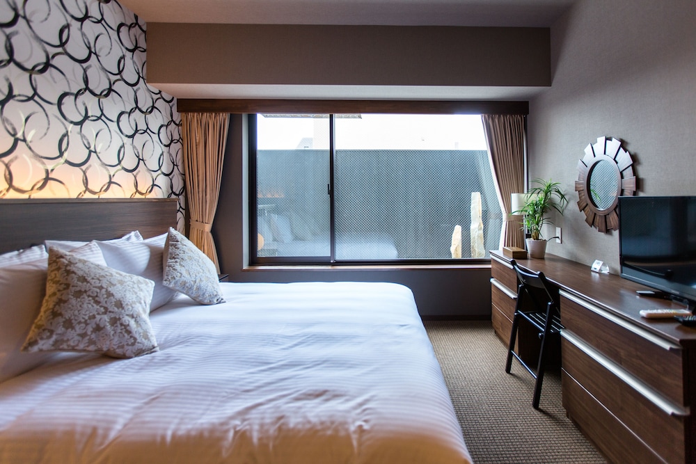 R&Run Kyoto Serviced Apartment & Suites 10/70