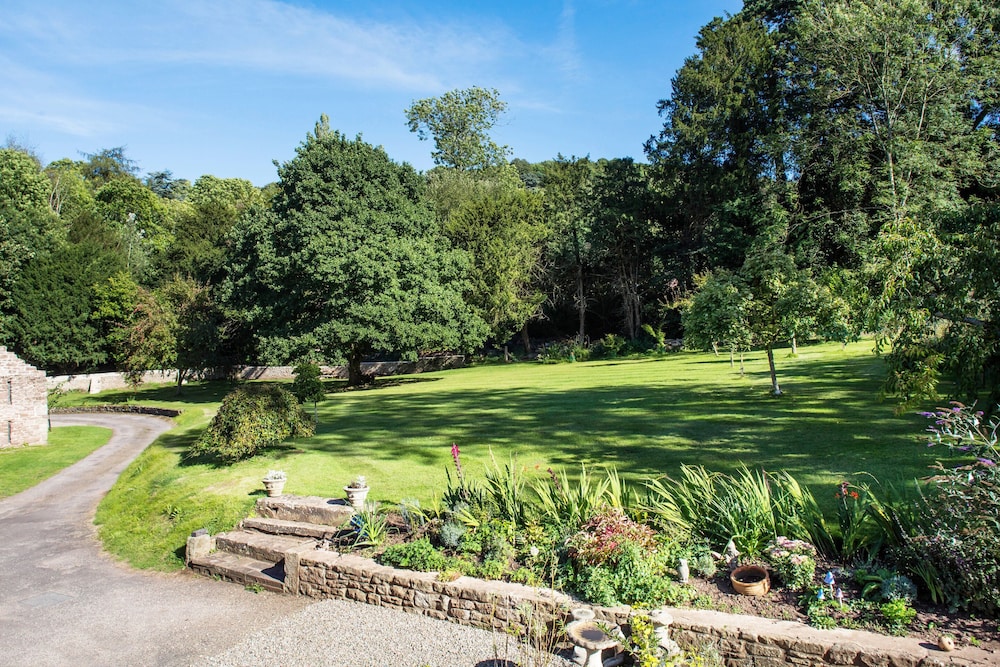 Lower Wythall B&B 37/50