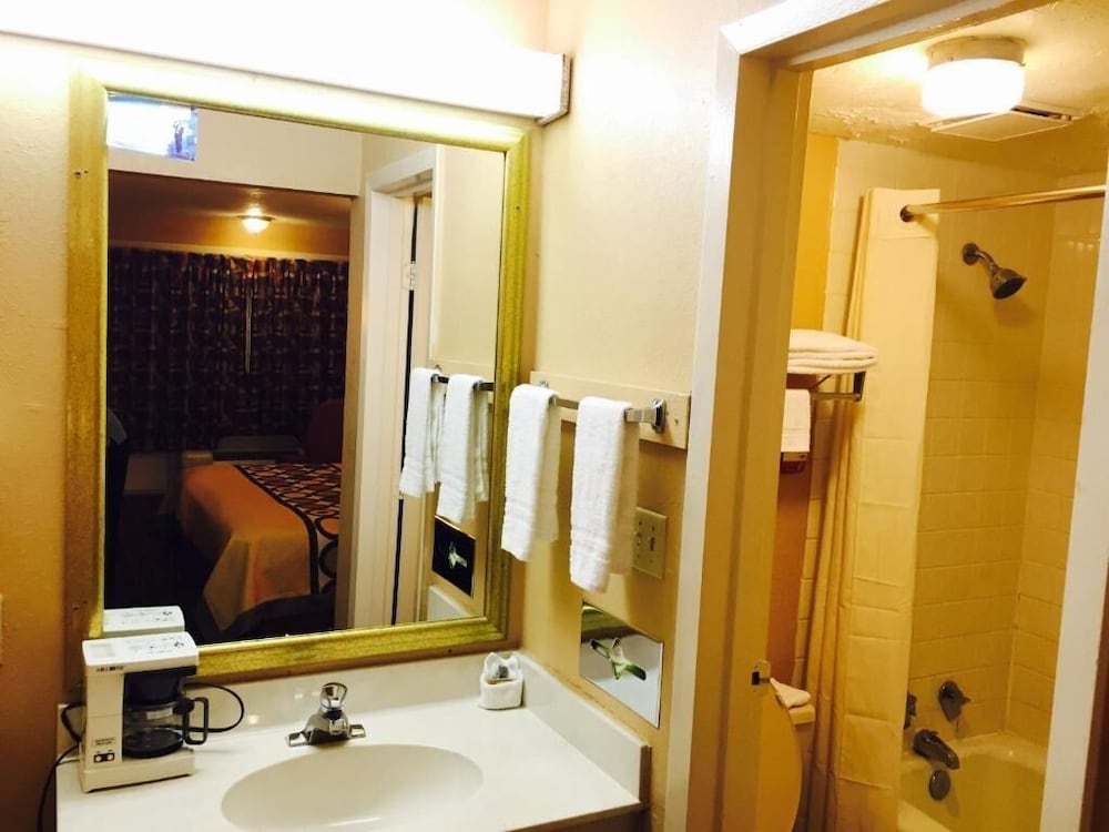 Arya Inn & Extended Stay 29/29