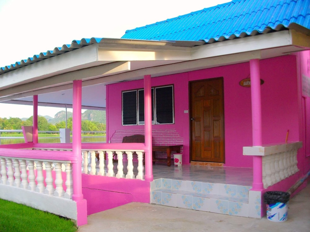 Khunya Resort Riverkwai photo3