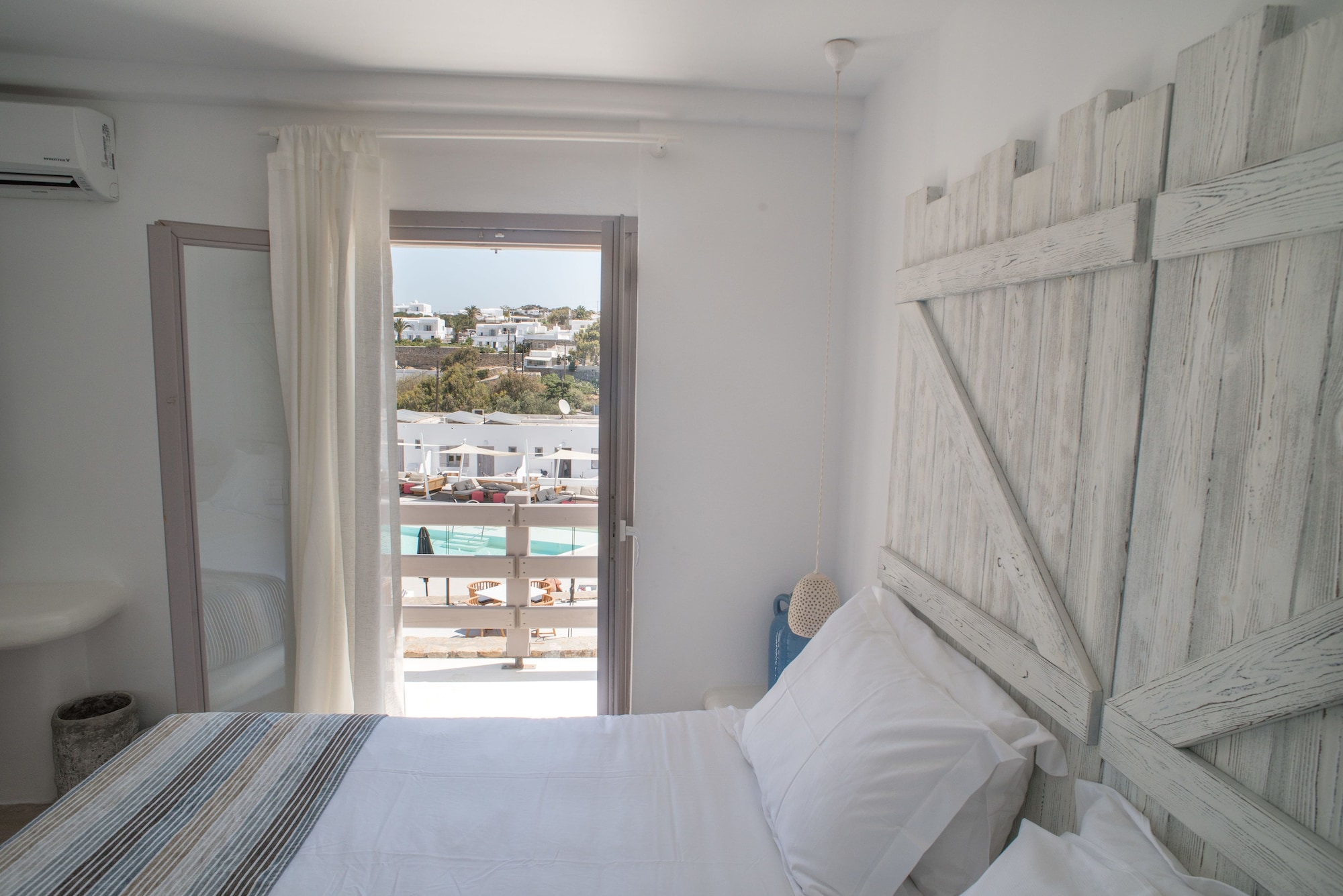 Deluxe, Queen Bed, Private Poolterrace