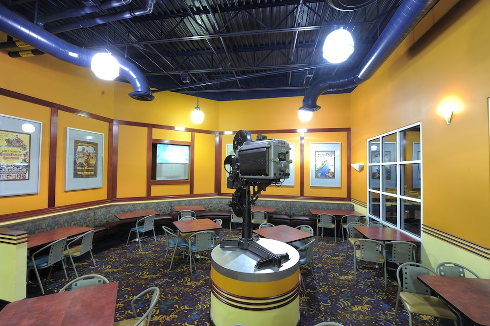 Disneys All Star Movies Resort 16/41