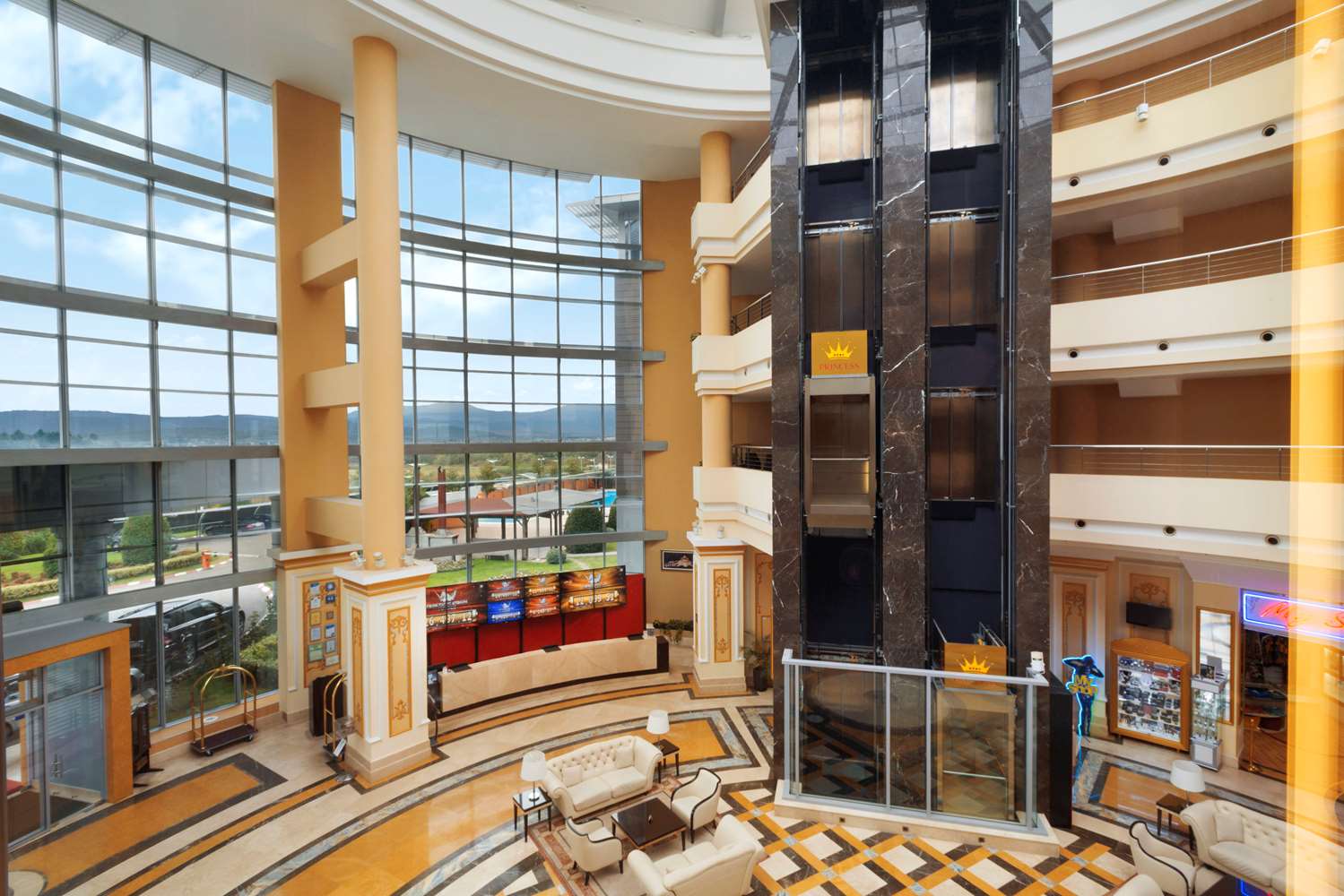 Ramada Plaza by Wyndham Gevgelija 24/34