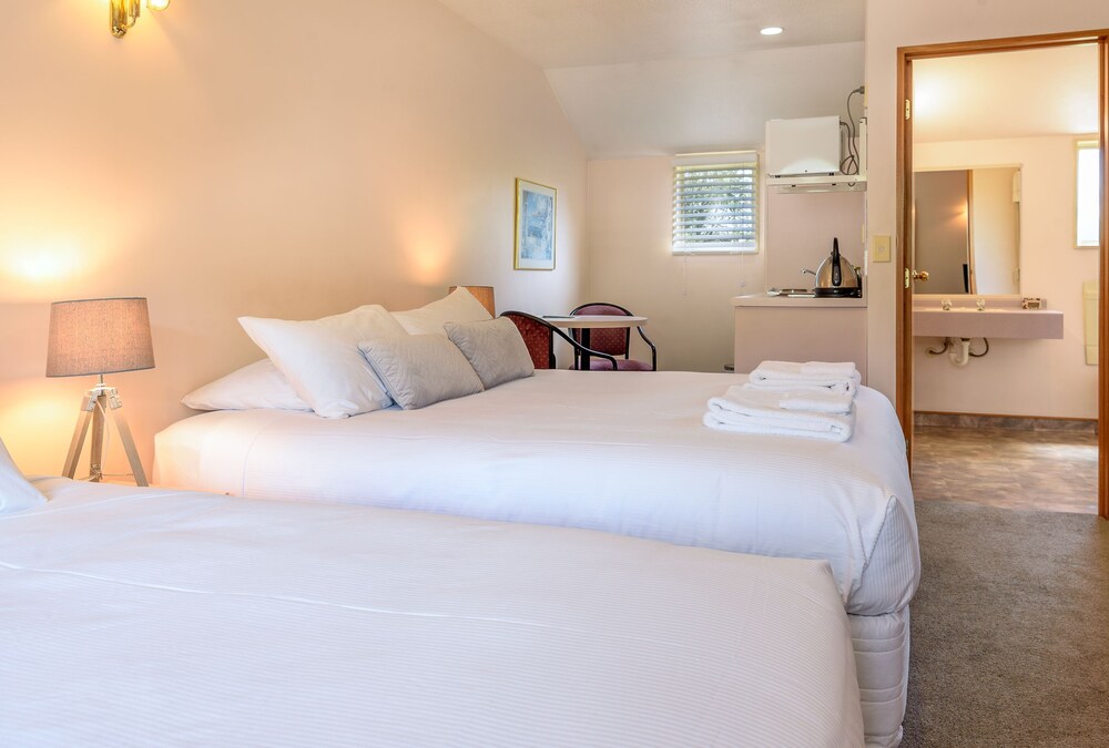 Apex Motor Lodge 26/58