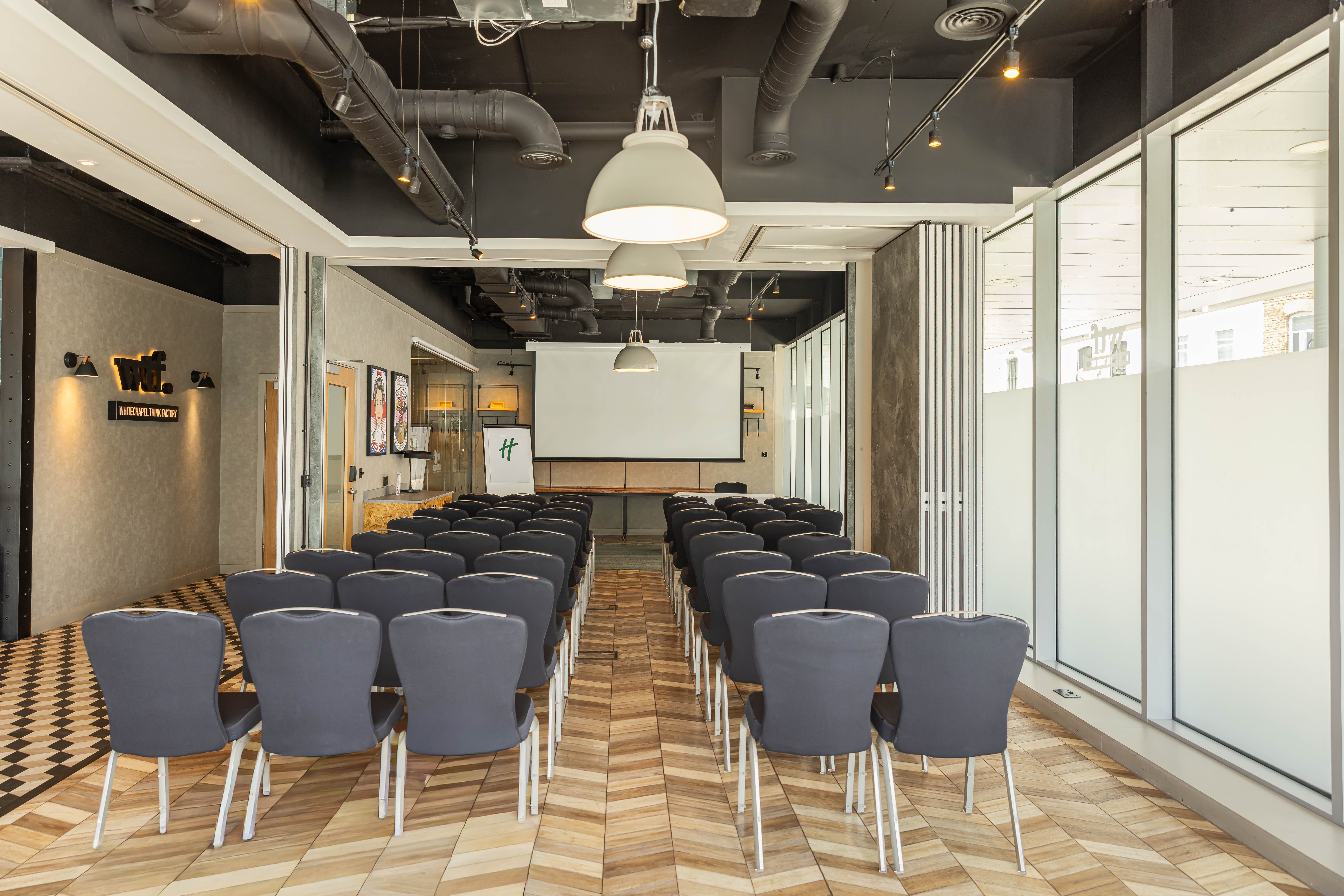 Holiday Inn London - Whitechapel by IHG 72/82