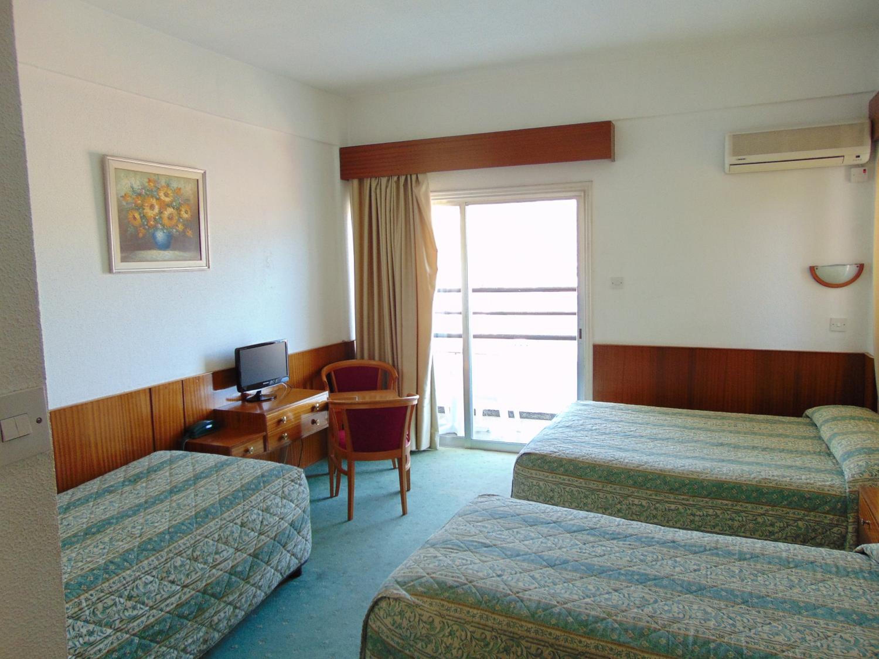 Hellas Hotel 24/50