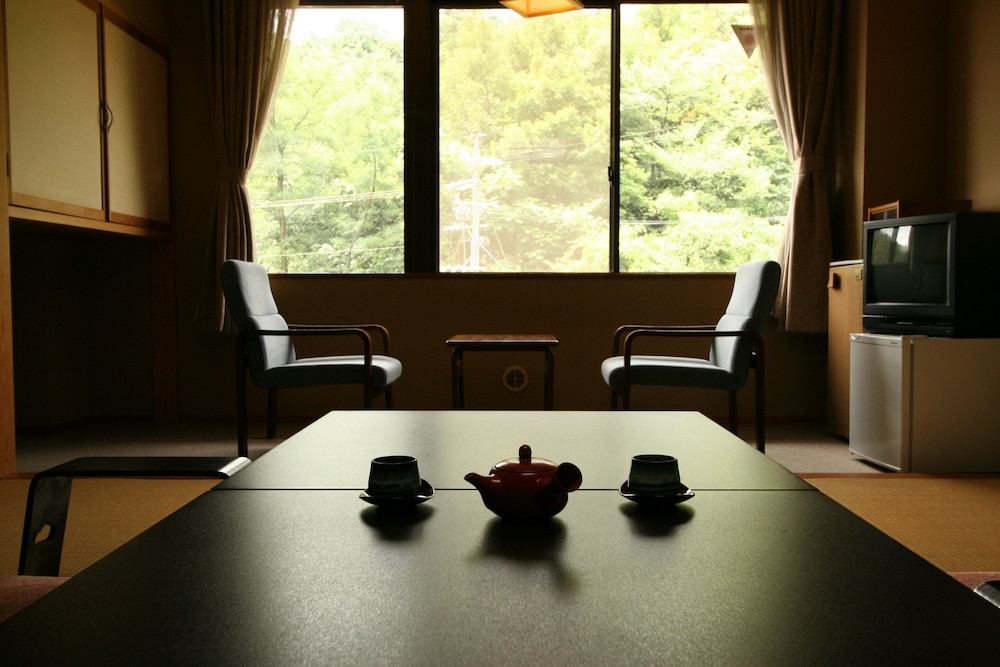 Nakaoyama Onsen Shosenkaku 41/50