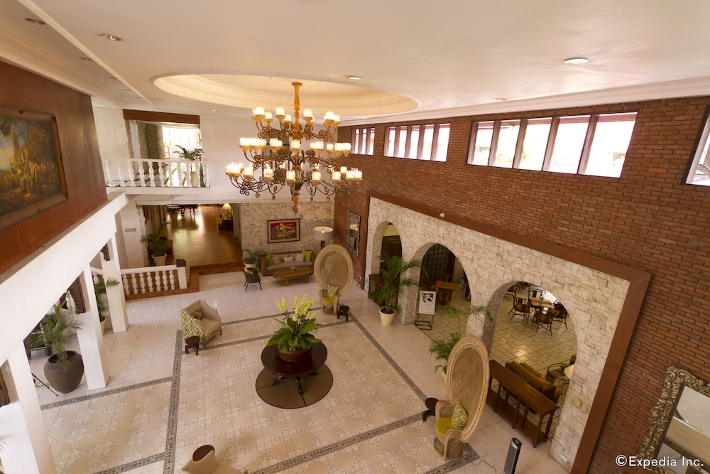 Montebello Hotel, Cebu 5/56