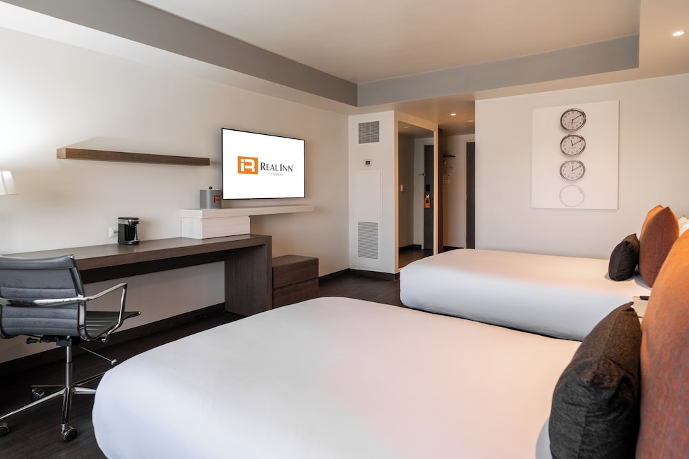 غرفة ديلوكس بسريرين مزدوجين، Real Inn Tijuana by Camino Real Hotels 5/8