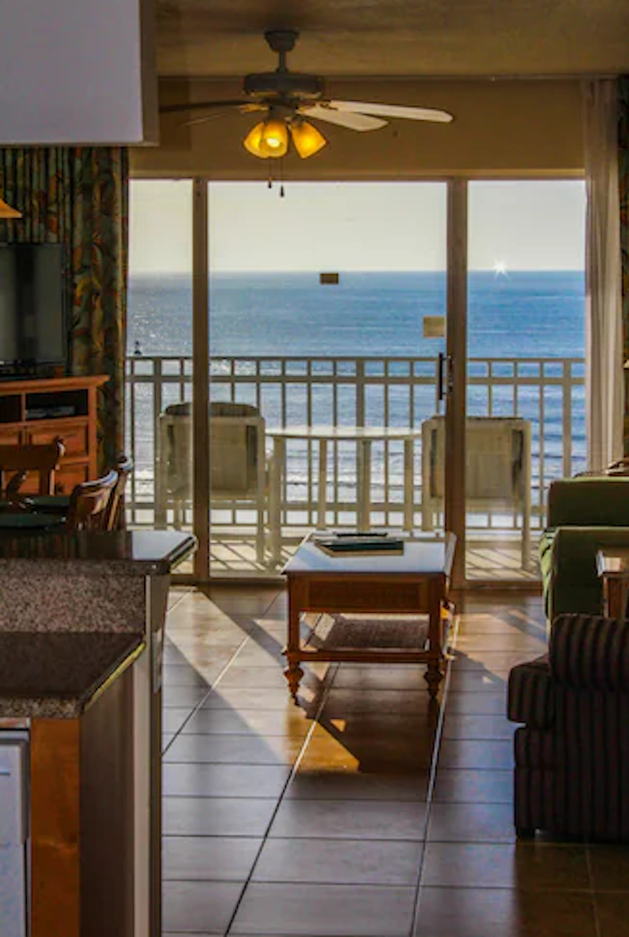 Discovery Beach Resort 12/18