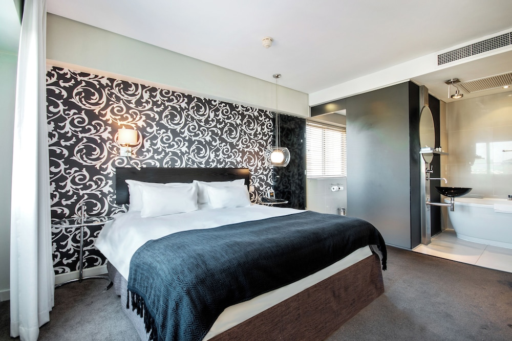 2 Bedrooms, Penthouse, Apartment, 2 King Beds، Colosseum Hotel 4/10