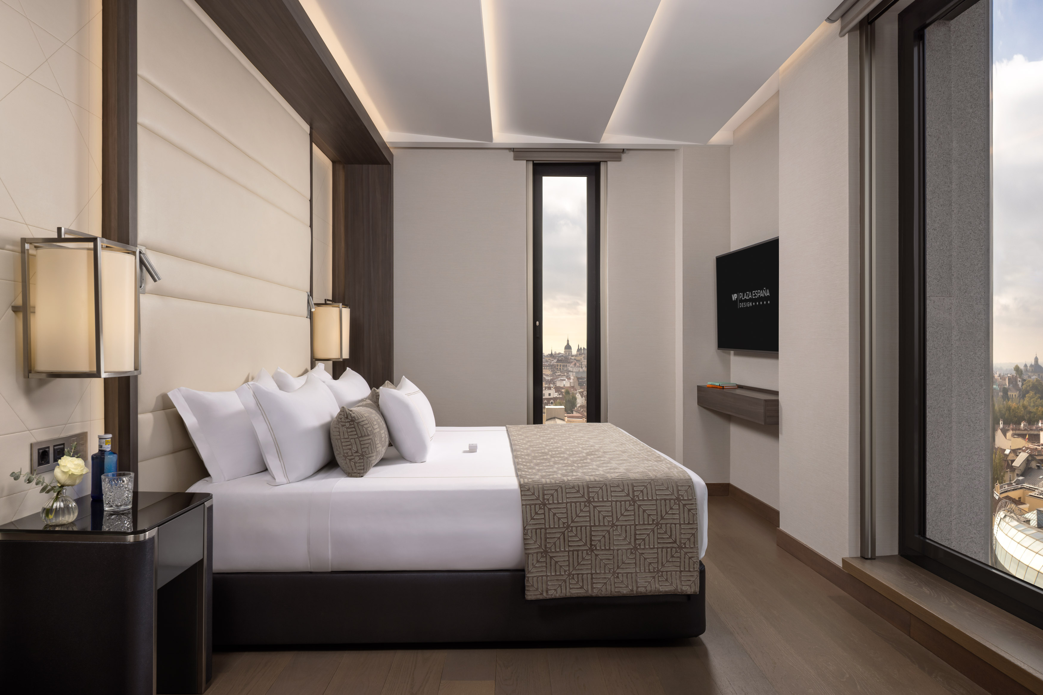 1 Bedroom, Suite, Single, Double Bed