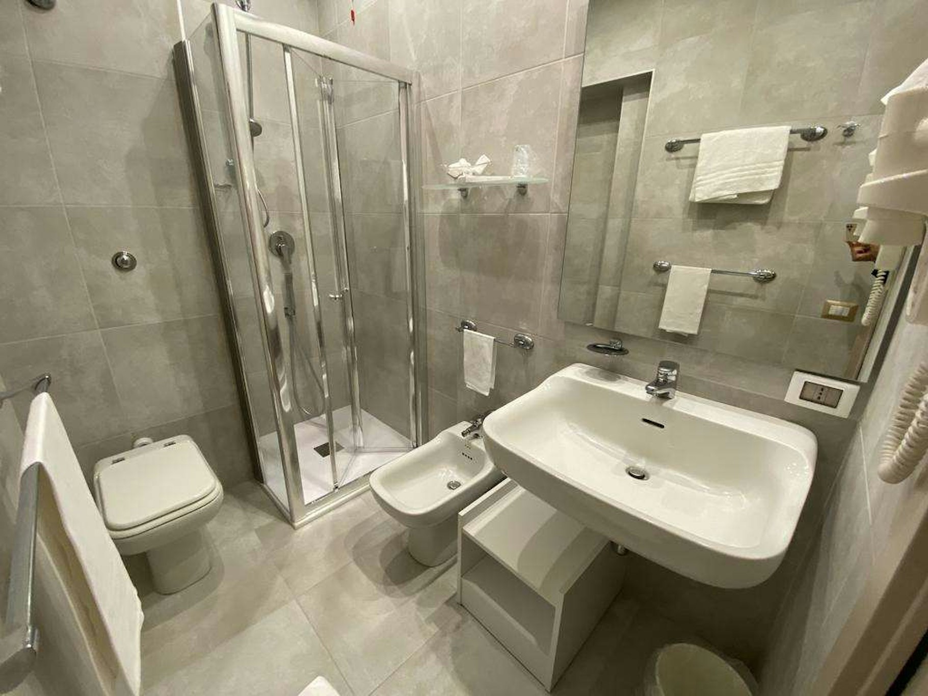 Hotel Cicolella 54/59