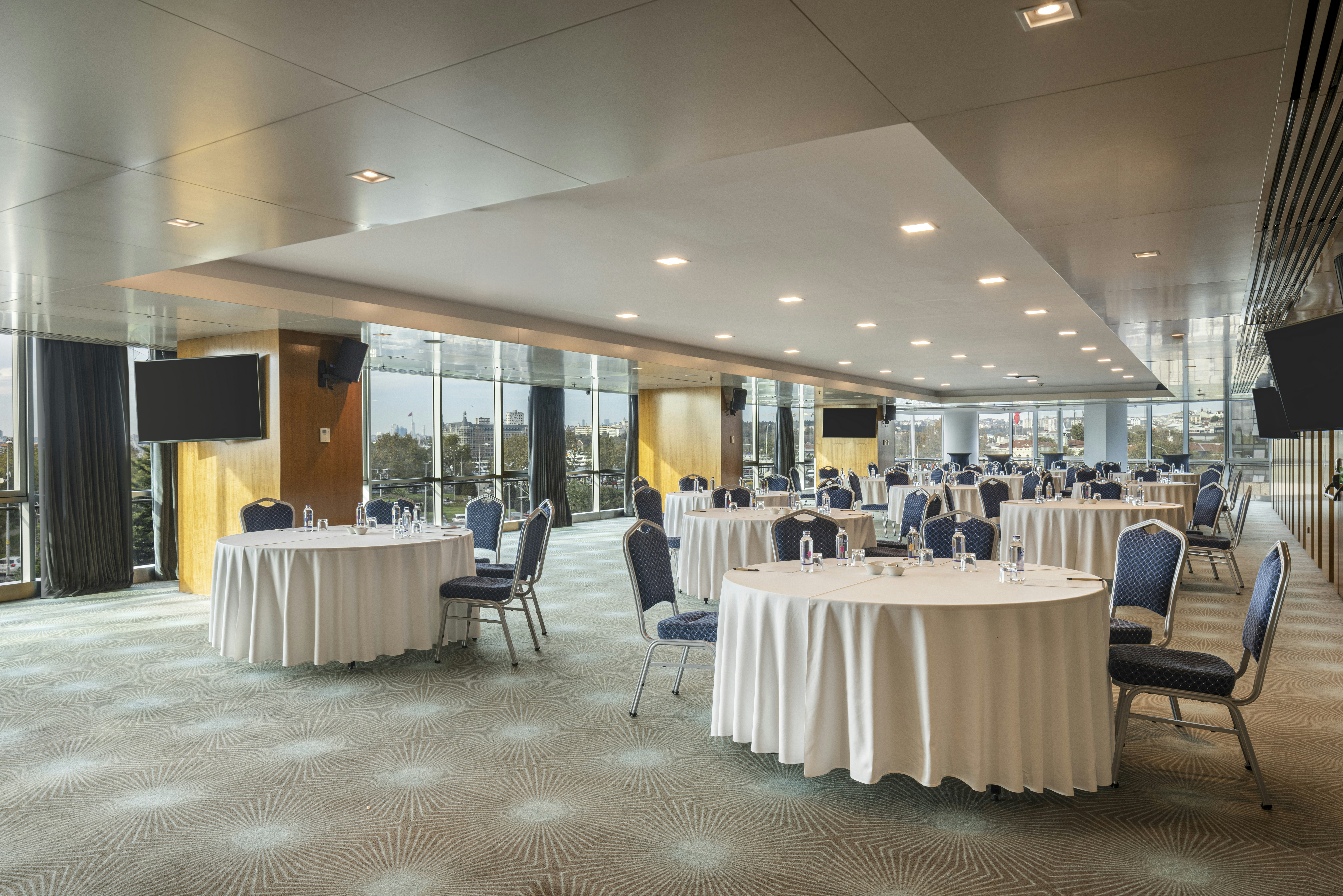 Doubletree By Hilton Hotel Istanbul - Moda 13/90