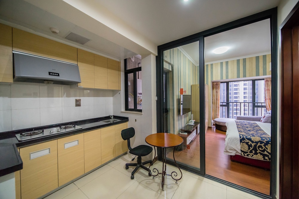 Xingyu Legend Service Apartment 39/49