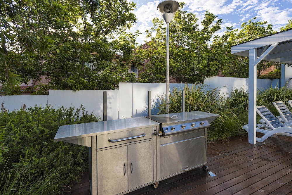 Oaks Nelson Bay Lure Suites 8/62