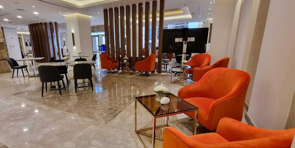 Gloria Hotel and Suites 18/28