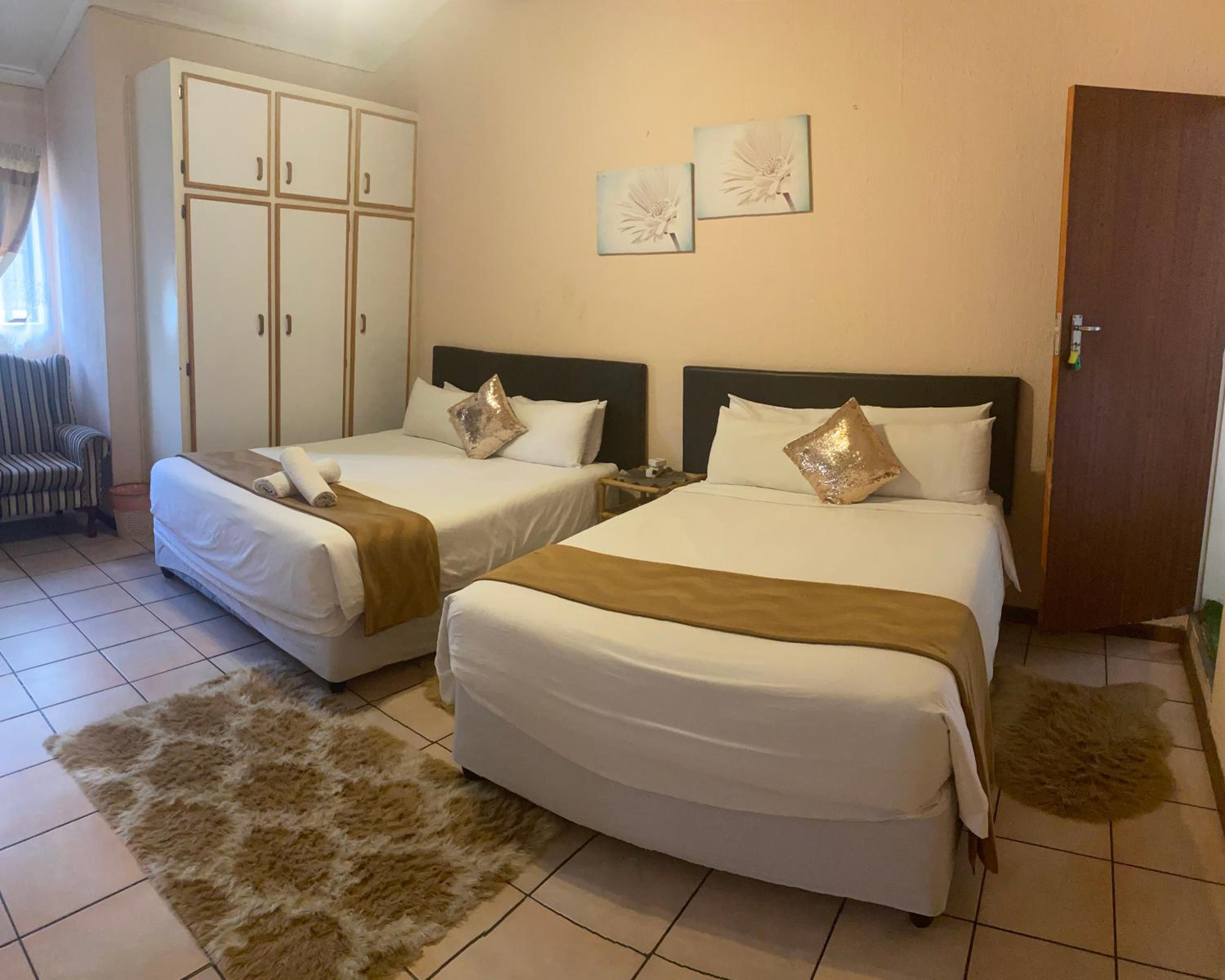 A Pousada Guesthouse 12/50