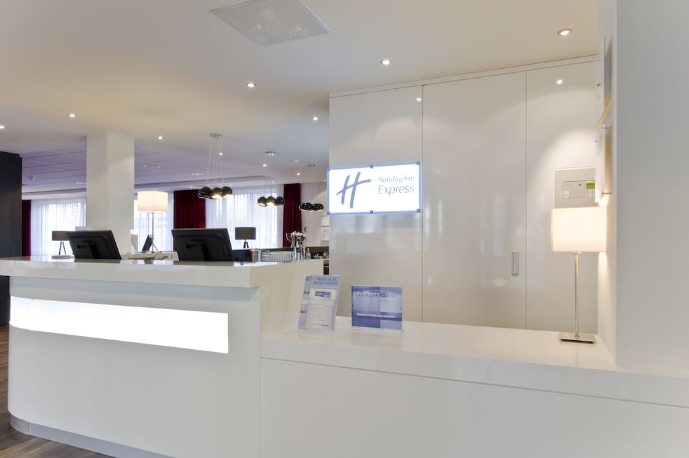 Holiday Inn Express Amsterdam Schiphol 8/61
