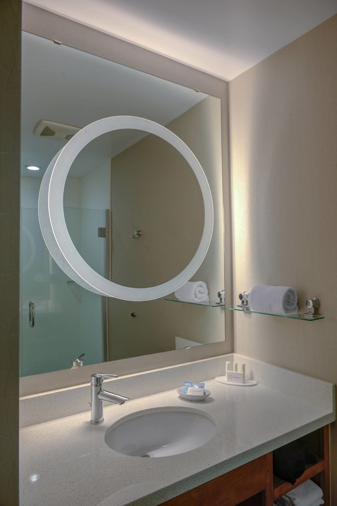 Springhill Suites Macon 8/28