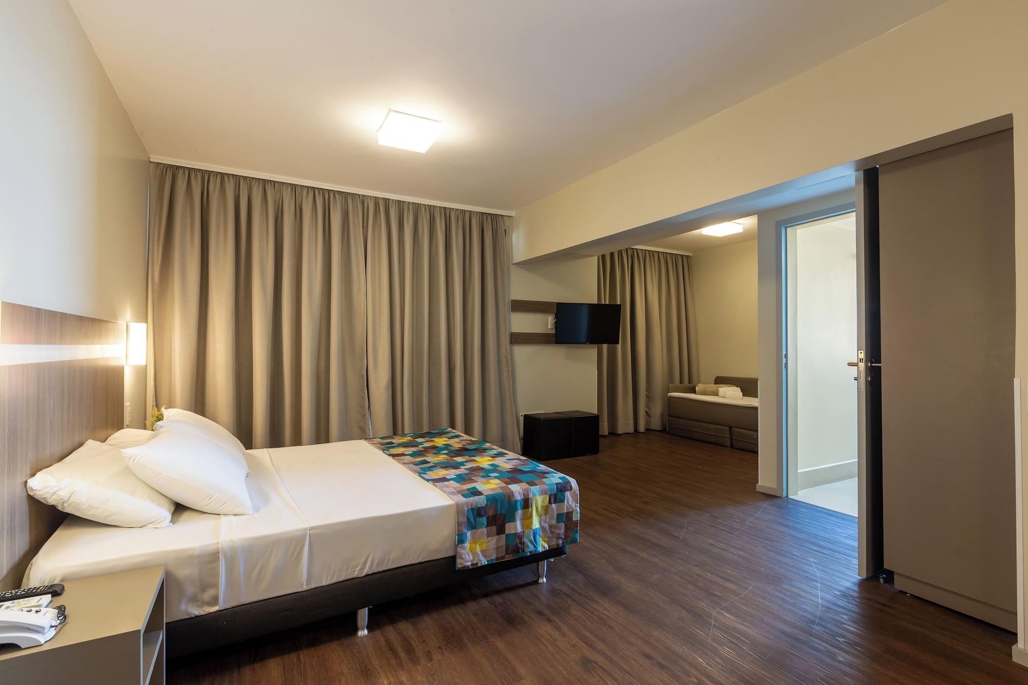 Superior, Balcony, Accessible