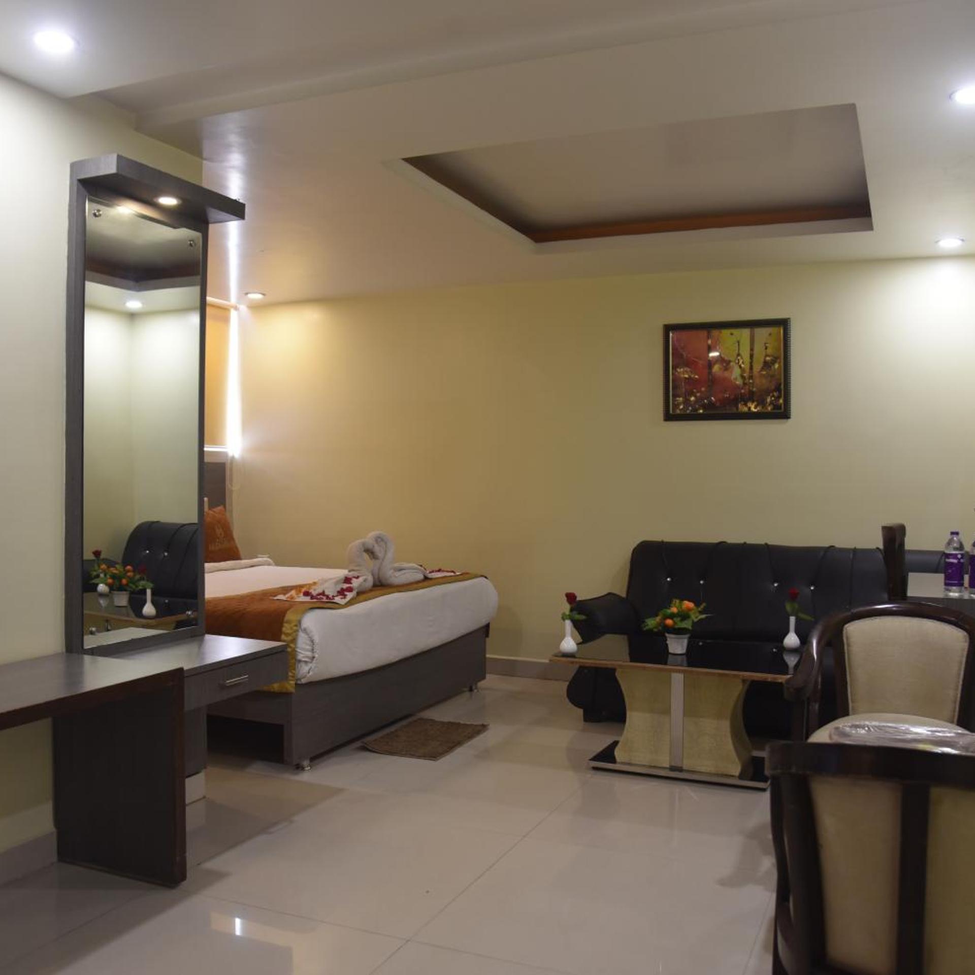 Hotel Aalcajars Inn 29/50