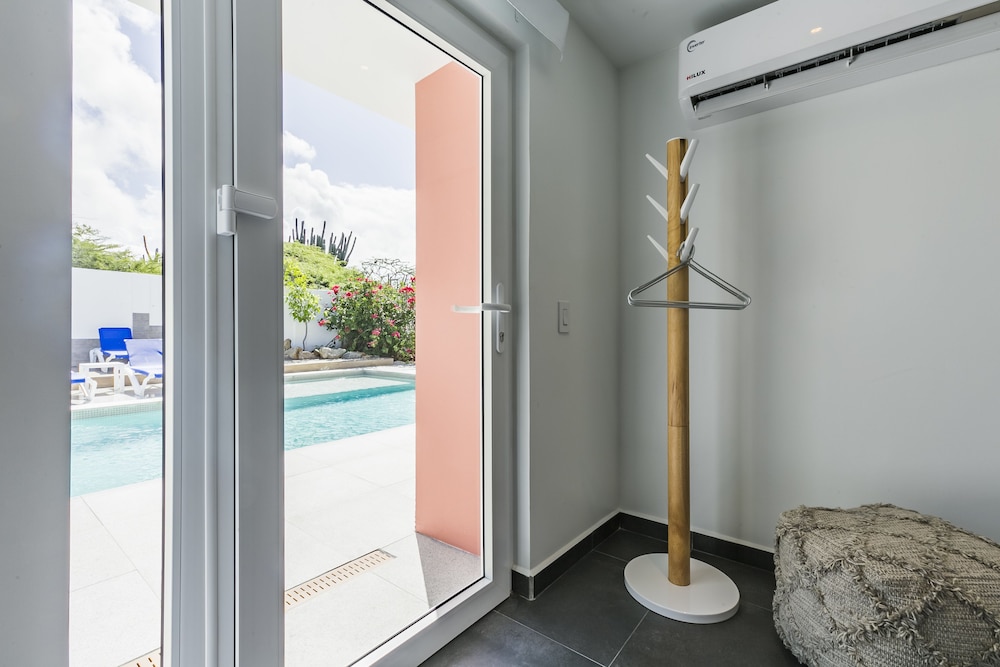 Boca Catalina Modern Villa 49/50