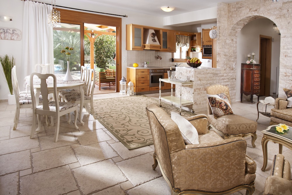 Pandora Villas 15/36