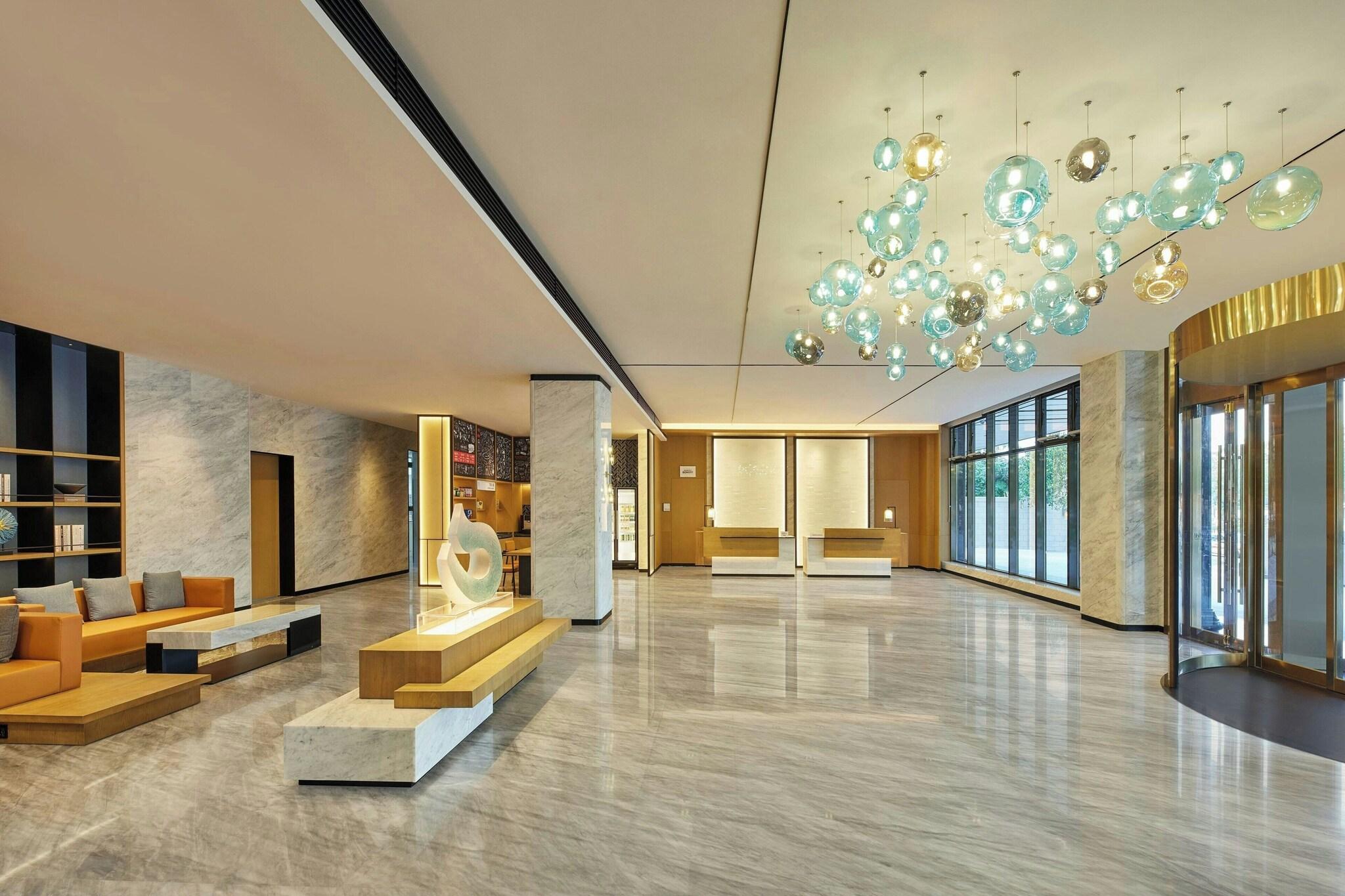 Fairfield by Marriott Haikou Meilan 10/18