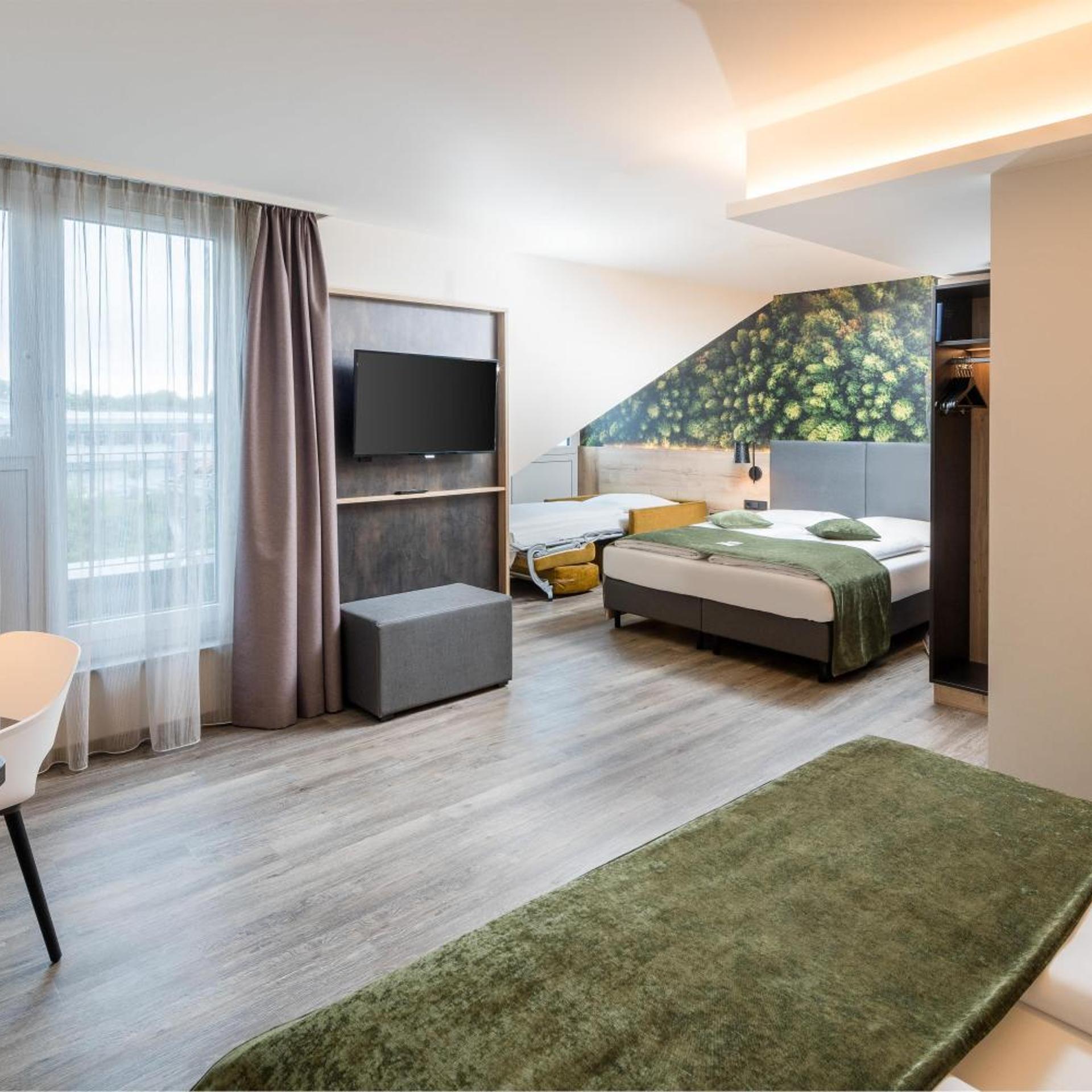 Family, Single, 2 Double Beds, Sofa